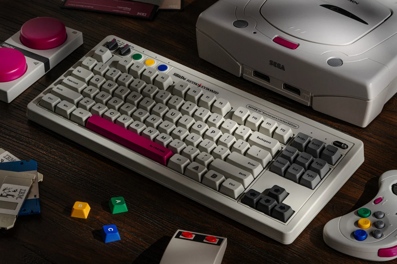 8bitdo-is-releasing-a-retro-mechanical-keyboard-to-mark-saturns-30th-birthday-1.webp